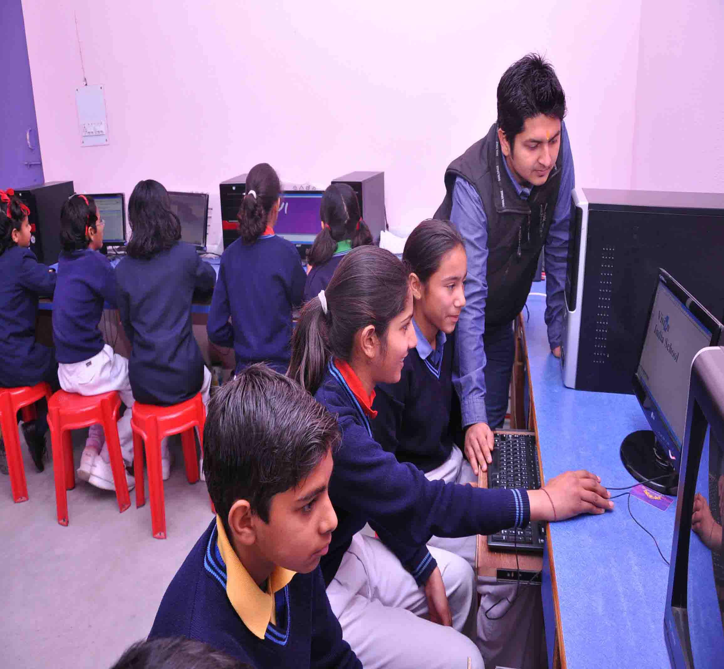 Computer Lab – Vision India School